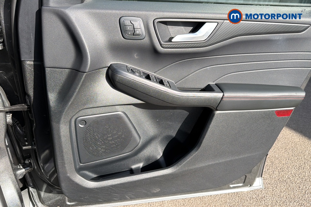 Ford Kuga St-Line Automatic Petrol-Electric Hybrid SUV - Stock Number (1644503) - 18th supplementary image