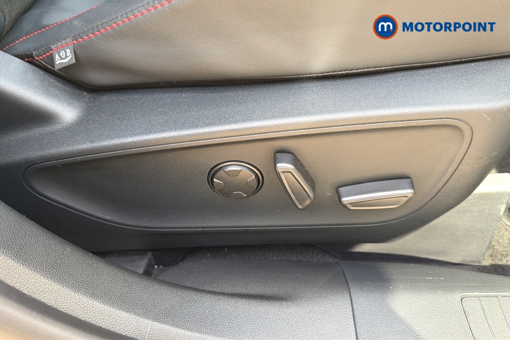 Ford Kuga St-Line Automatic Petrol-Electric Hybrid SUV - Stock Number (1644503) - 23rd supplementary image