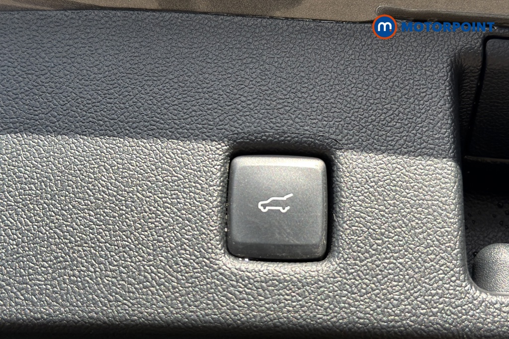 Ford Kuga St-Line Automatic Petrol-Electric Hybrid SUV - Stock Number (1644503) - 35th supplementary image