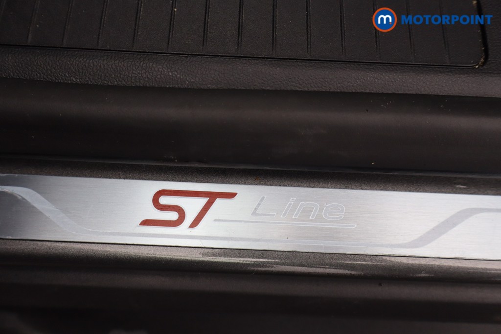 Ford Kuga St-Line Automatic Petrol-Electric Hybrid SUV - Stock Number (1644517) - 29th supplementary image