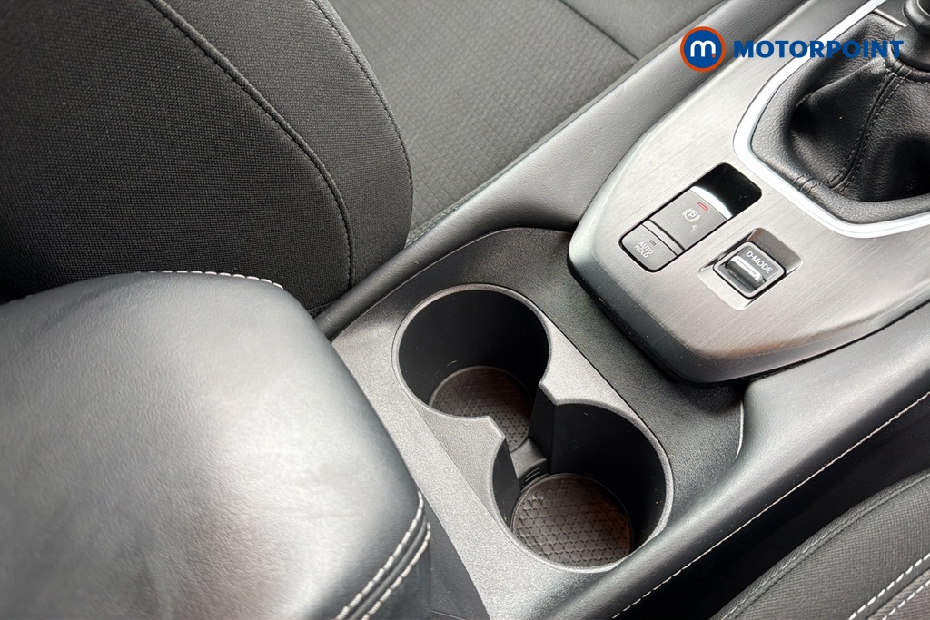 Nissan Qashqai N-Connecta Manual Petrol SUV - Stock Number (1645208) - 16th supplementary image