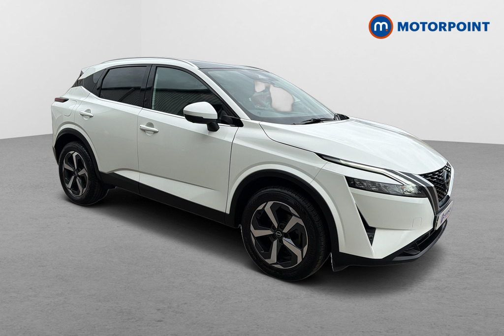 Nissan Qashqai N-Connecta Manual Petrol SUV - Stock Number (1645208) - Drivers side front corner