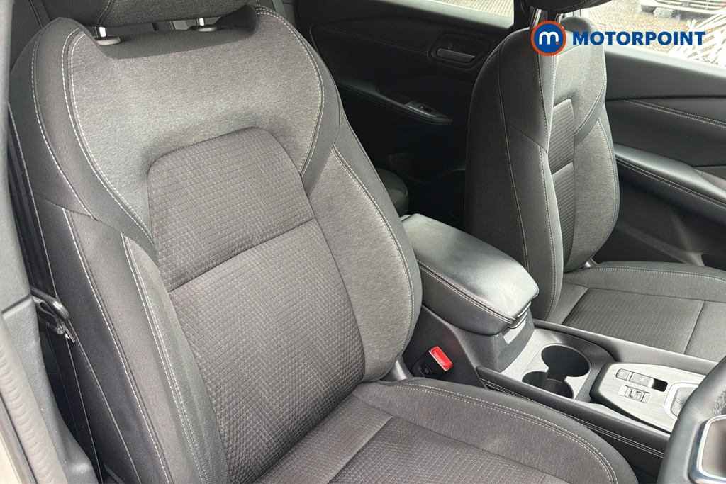 Nissan Qashqai N-Connecta Manual Petrol SUV - Stock Number (1645208) - 22nd supplementary image
