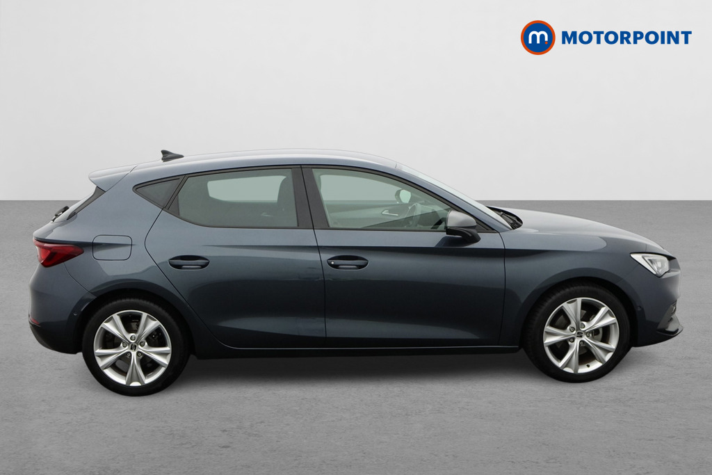 Seat Leon FR Manual Petrol Hatchback - Stock Number (1645234) - Drivers side