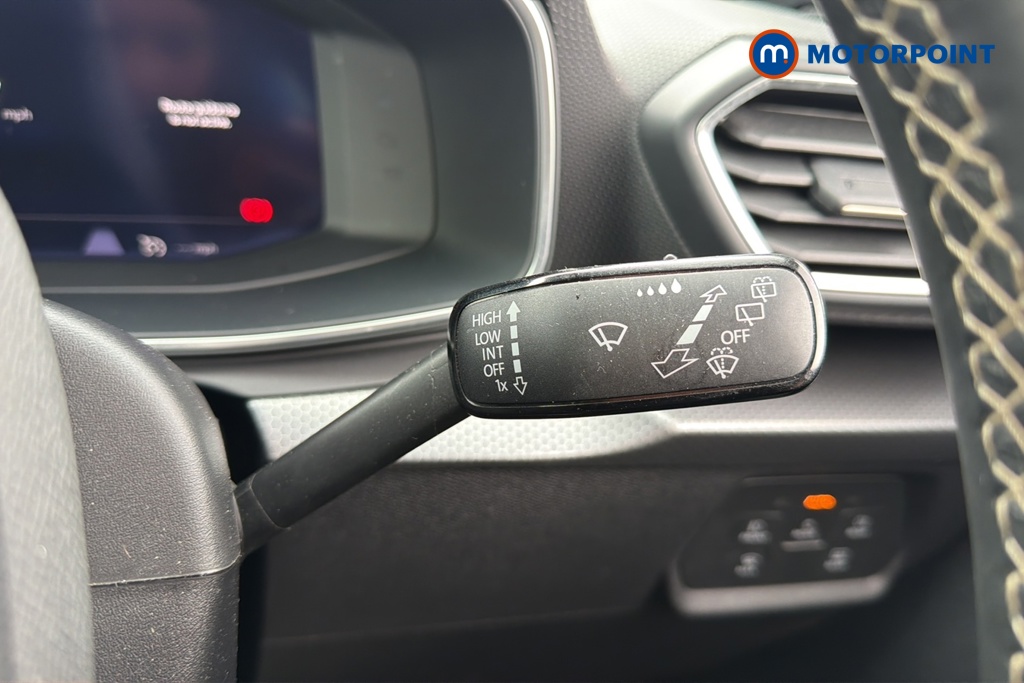 Seat Leon Se Dynamic Manual Petrol Hatchback - Stock Number (1645240) - 6th supplementary image