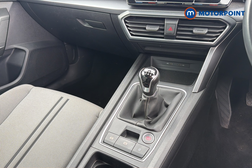 Seat Leon Se Dynamic Manual Petrol Hatchback - Stock Number (1645240) - 15th supplementary image