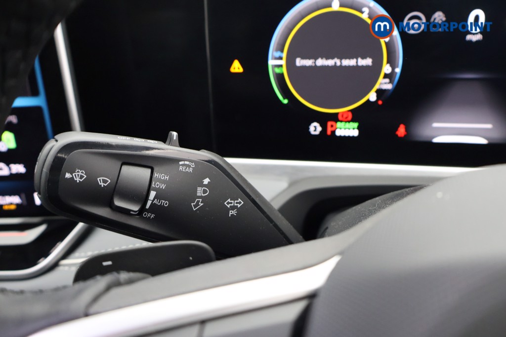 Volkswagen Passat Life Automatic Petrol Plug-In Hybrid Estate - Stock Number (1645473) - 5th supplementary image