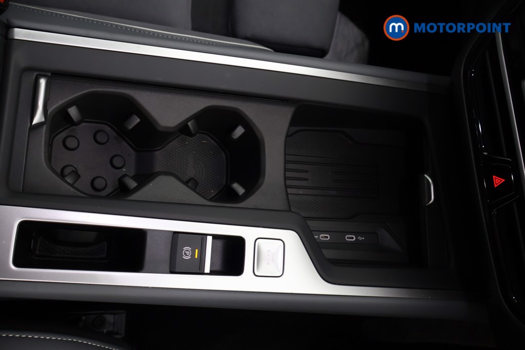Volkswagen Passat Life Automatic Petrol Plug-In Hybrid Estate - Stock Number (1645473) - 8th supplementary image