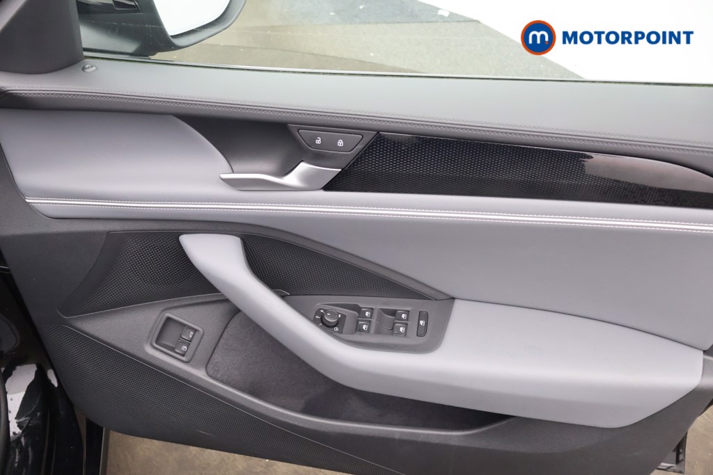 Volkswagen Passat Life Automatic Petrol Plug-In Hybrid Estate - Stock Number (1645473) - 11th supplementary image