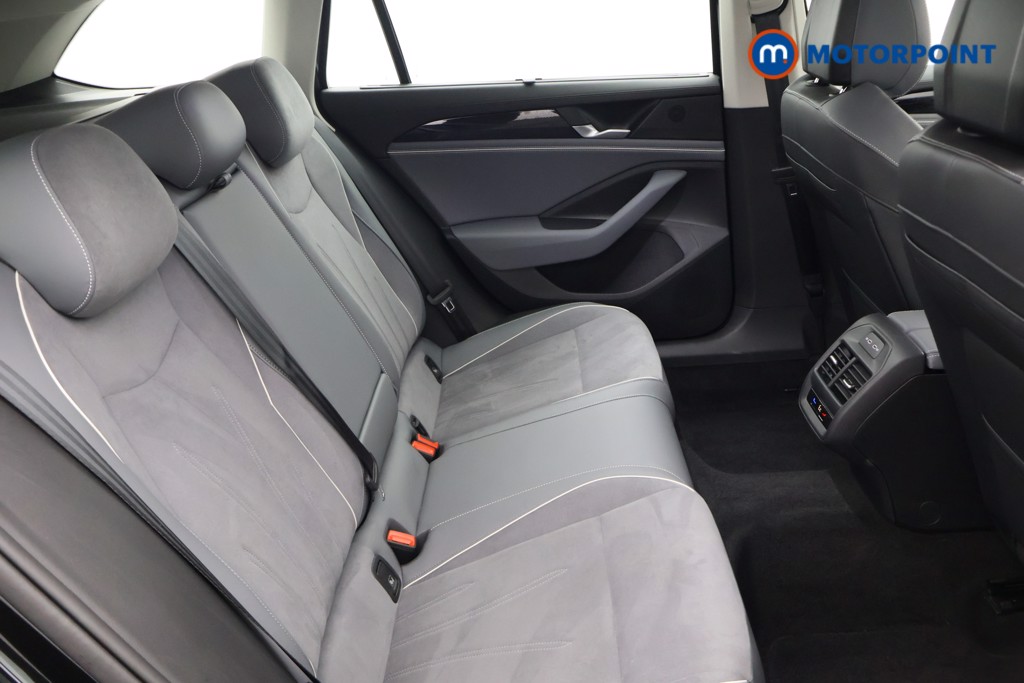 Volkswagen Passat Life Automatic Petrol Plug-In Hybrid Estate - Stock Number (1645473) - 14th supplementary image