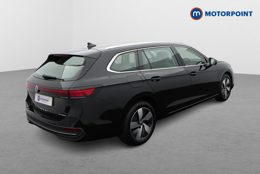 Volkswagen Passat Life Automatic Petrol Plug-In Hybrid Estate - Stock Number (1645473) - Drivers side rear corner