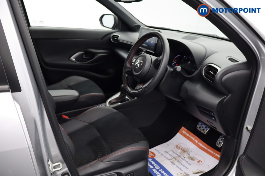 Toyota Yaris Cross Gr Sport Automatic Petrol-Electric Hybrid Estate - Stock Number (1645643) - 1st supplementary image