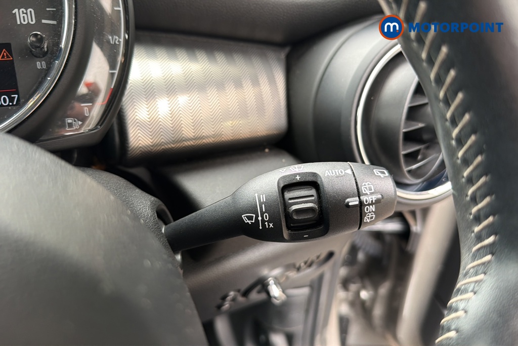 Mini Hatchback Cooper Exclusive Manual Petrol Hatchback - Stock Number (1645652) - 6th supplementary image