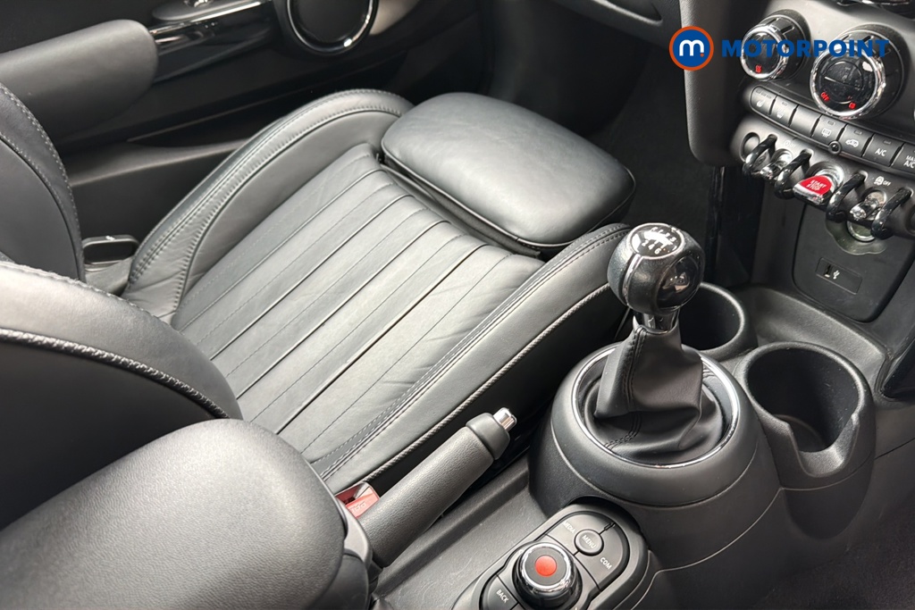 Mini Hatchback Cooper Exclusive Manual Petrol Hatchback - Stock Number (1645652) - 15th supplementary image
