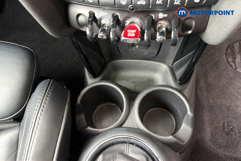 Mini Hatchback Cooper Exclusive Manual Petrol Hatchback - Stock Number (1645652) - 16th supplementary image