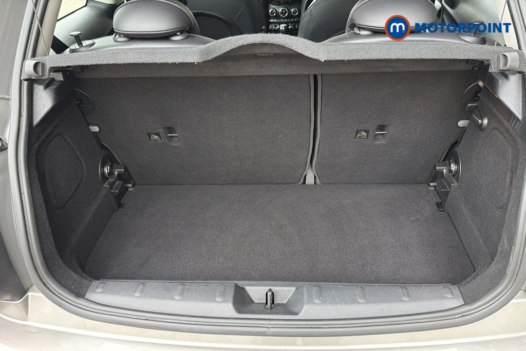 Mini Hatchback Cooper Exclusive Manual Petrol Hatchback - Stock Number (1645652) - 30th supplementary image