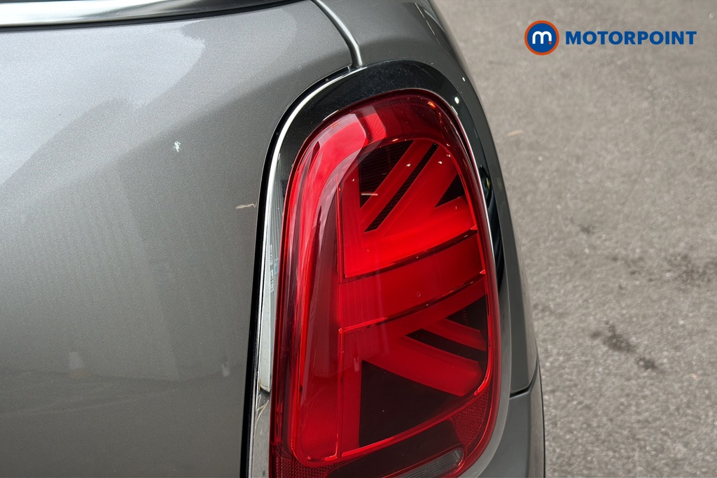 Mini Hatchback Cooper Exclusive Manual Petrol Hatchback - Stock Number (1645652) - 36th supplementary image