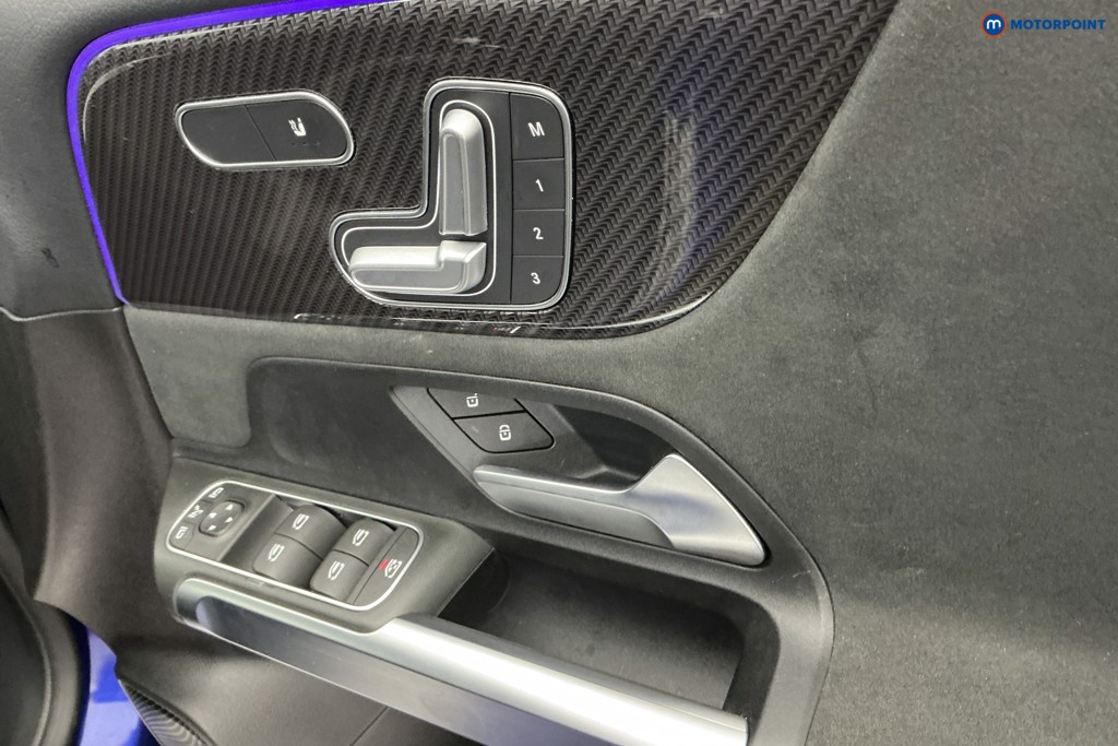 Mercedes-Benz GLB Amg Line Automatic Diesel SUV - Stock Number (1645656) - 21st supplementary image