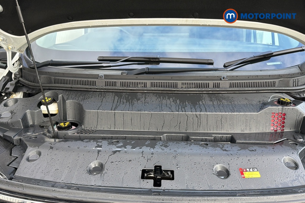 Maxus Deliver 7 150Kw H1 Van 77Kwh Auto Automatic Electric Panel Van - Stock Number (1645668) - 48th supplementary image