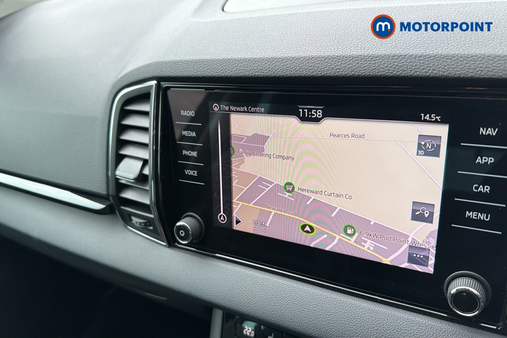 Skoda Karoq Se L Automatic Petrol SUV - Stock Number (1645686) - 9th supplementary image