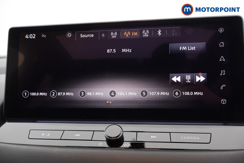 Nissan Qashqai N-Connecta Automatic Petrol-Electric Hybrid SUV - Stock Number (1645705) - 8th supplementary image