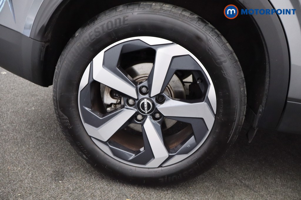 Nissan Qashqai N-Connecta Automatic Petrol-Electric Hybrid SUV - Stock Number (1645705) - 30th supplementary image