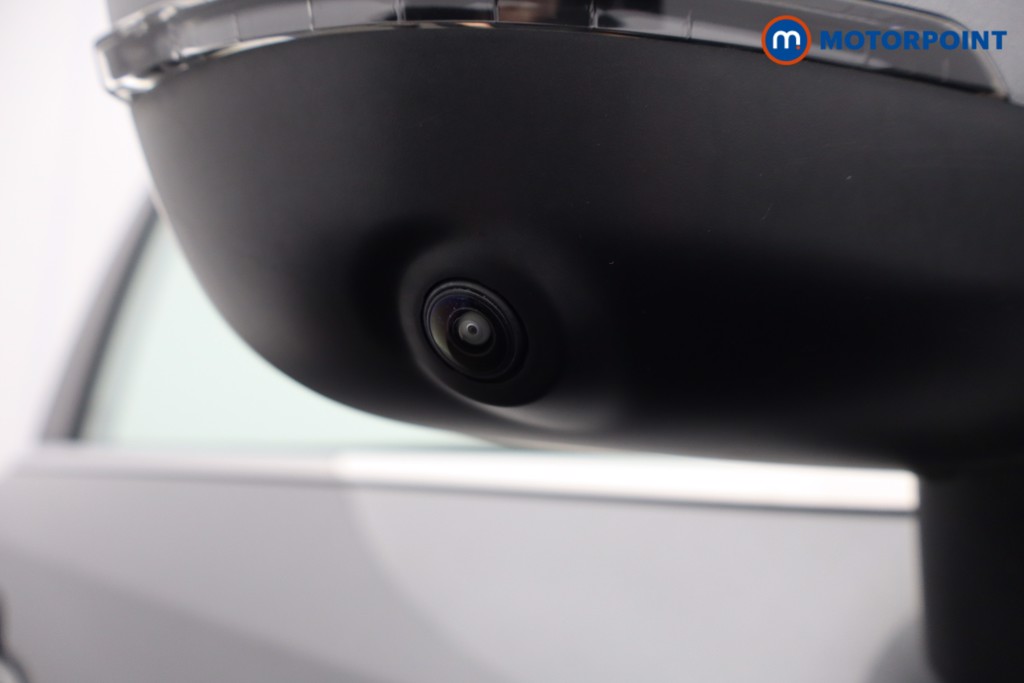 Nissan Qashqai N-Connecta Automatic Petrol-Electric Hybrid SUV - Stock Number (1645705) - 33rd supplementary image
