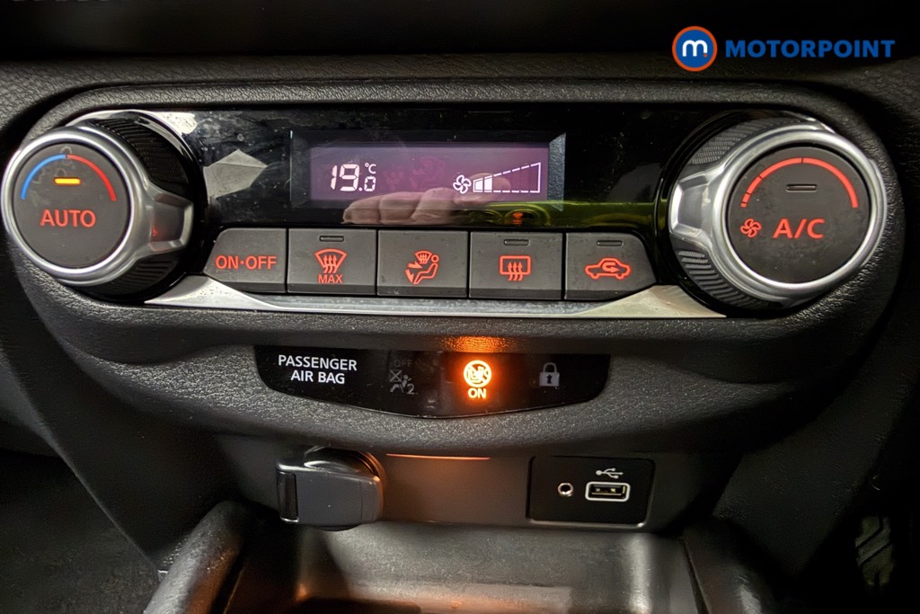 Nissan Juke N-Connecta Automatic Petrol-Electric Hybrid SUV - Stock Number (1608855) - 16th supplementary image