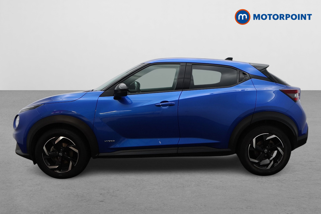 Nissan Juke N-Connecta Automatic Petrol-Electric Hybrid SUV - Stock Number (1608855) - Passenger side