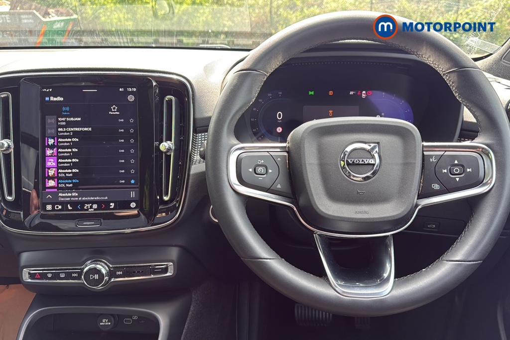 Volvo Xc40 Ultimate Automatic Petrol SUV - Stock Number (1626377) - 2nd supplementary image