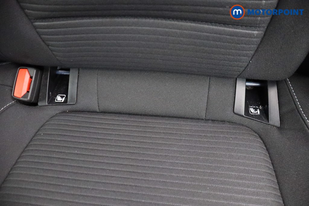 Ford Focus Titanium Automatic Petrol Hatchback - Stock Number (1626867) - 20th supplementary image