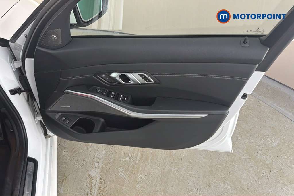BMW 3 Series M Sport Automatic Diesel Saloon - Stock Number (1629546) - 19th supplementary image