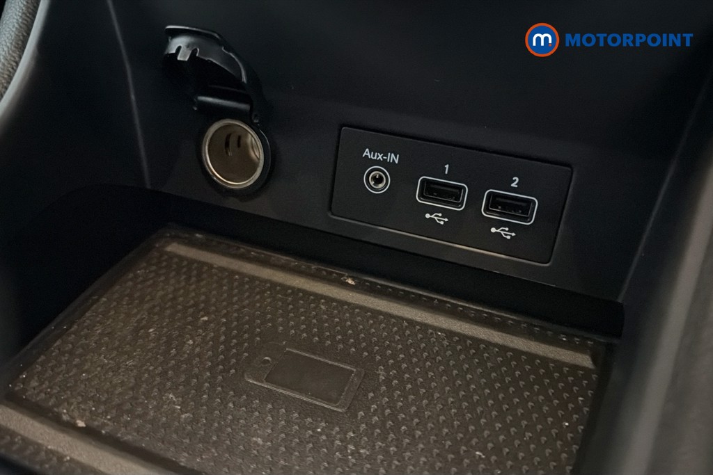 Renault Captur S Edition Automatic Petrol SUV - Stock Number (1631856) - 17th supplementary image
