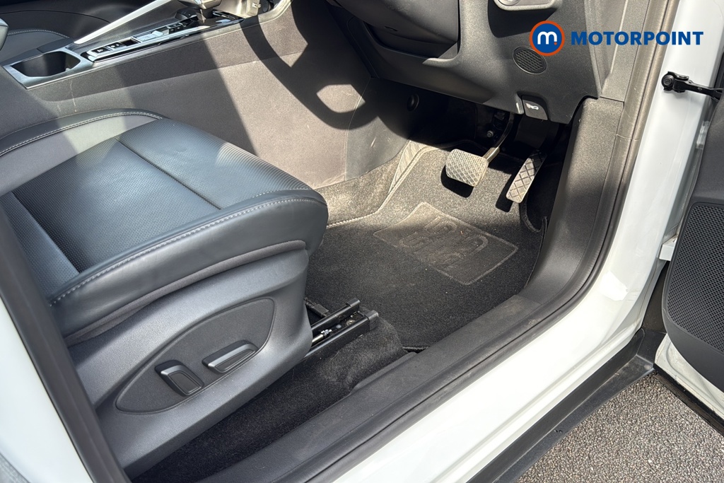 Mg Motor Uk ZS Trophy Automatic Petrol-Electric Hybrid SUV - Stock Number (1634033) - 24th supplementary image