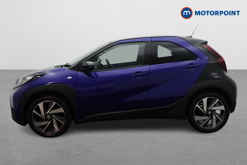 Toyota Aygo X Edge Manual Petrol Hatchback - Stock Number (1635692) - Passenger side
