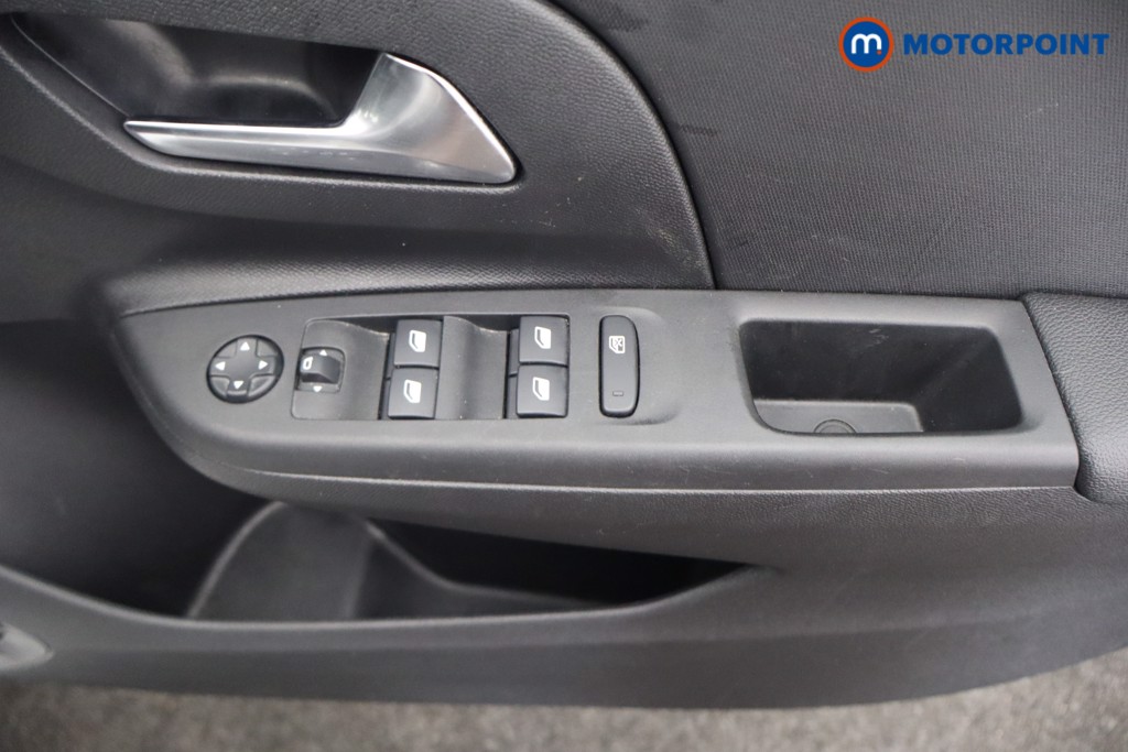 Vauxhall Corsa Design Manual Petrol Hatchback - Stock Number (1635755) - 15th supplementary image