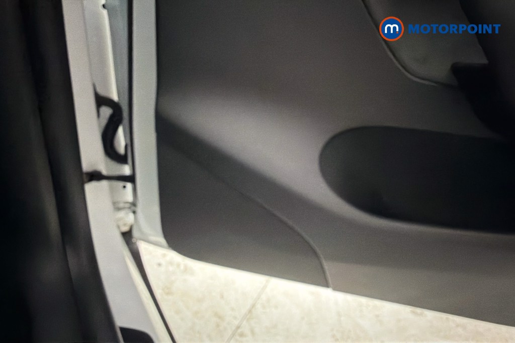 Tesla Model Y Rwd 5Dr Auto Automatic Electric SUV - Stock Number (1635972) - 21st supplementary image