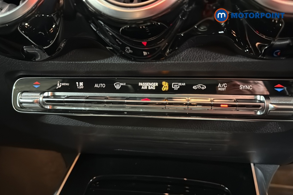 Mercedes-Benz GLB Amg Line Automatic Diesel SUV - Stock Number (1636162) - 12th supplementary image