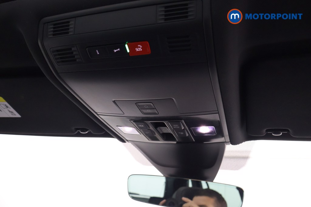 Volkswagen Tiguan R-Line Tech Automatic Diesel SUV - Stock Number (1636892) - 11th supplementary image