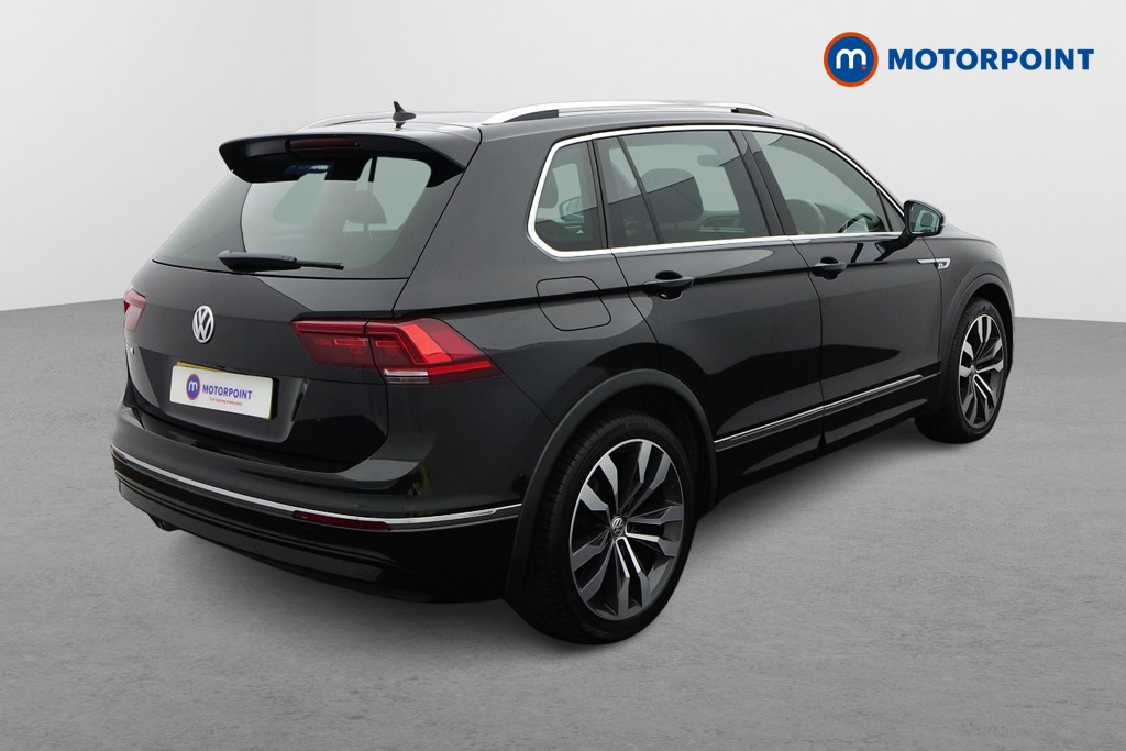 Volkswagen Tiguan R-Line Tech Automatic Diesel SUV - Stock Number (1636892) - Drivers side rear corner