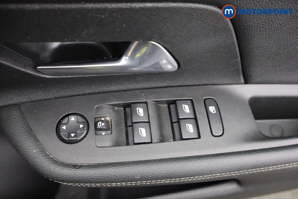 Vauxhall Mokka Ultimate Automatic Electric SUV - Stock Number (1637125) - 15th supplementary image