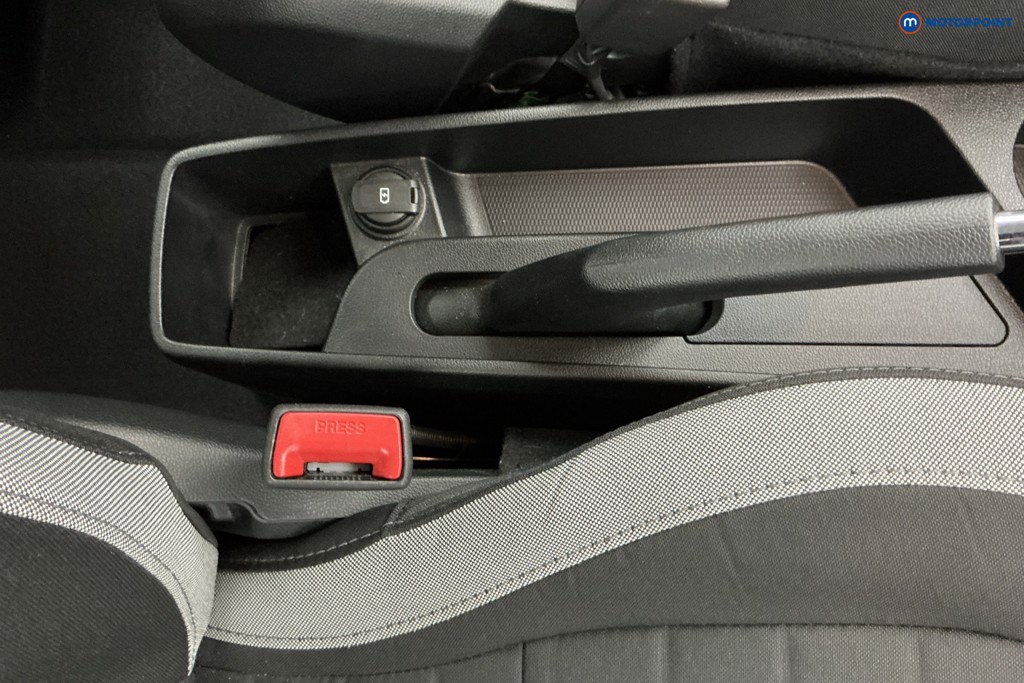 Hyundai I10 Advance Automatic Petrol Hatchback - Stock Number (1638718) - 11th supplementary image