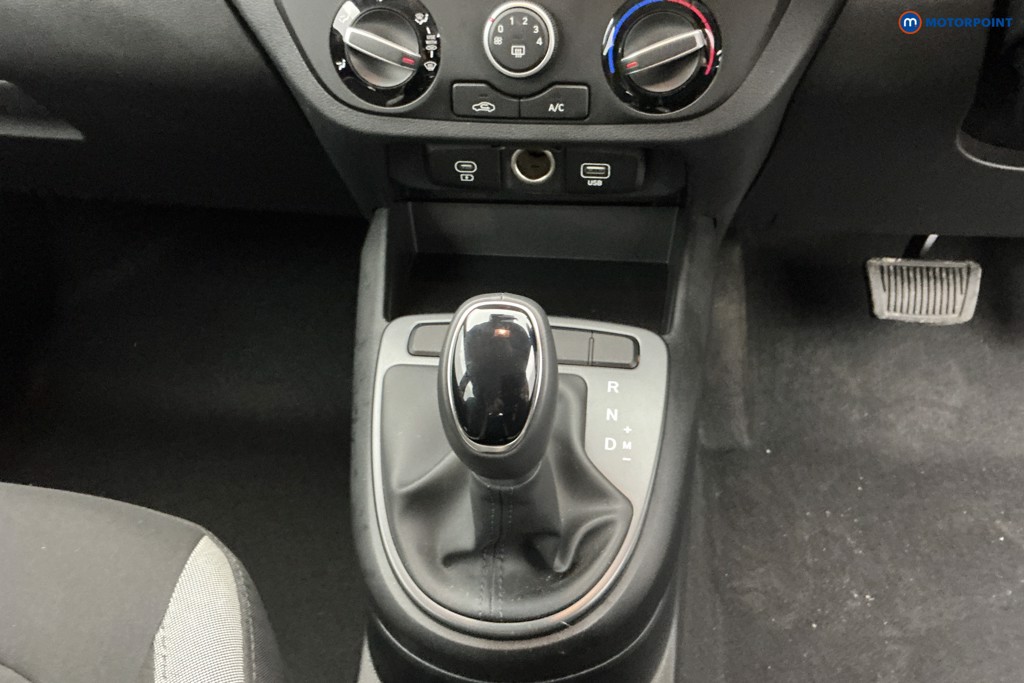 Hyundai I10 Advance Automatic Petrol Hatchback - Stock Number (1638718) - 13th supplementary image