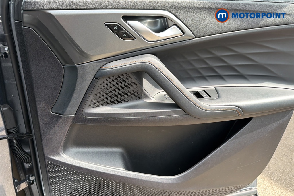 Mg Motor Uk HS Trophy Automatic Petrol-Electric Hybrid SUV - Stock Number (1640042) - 18th supplementary image