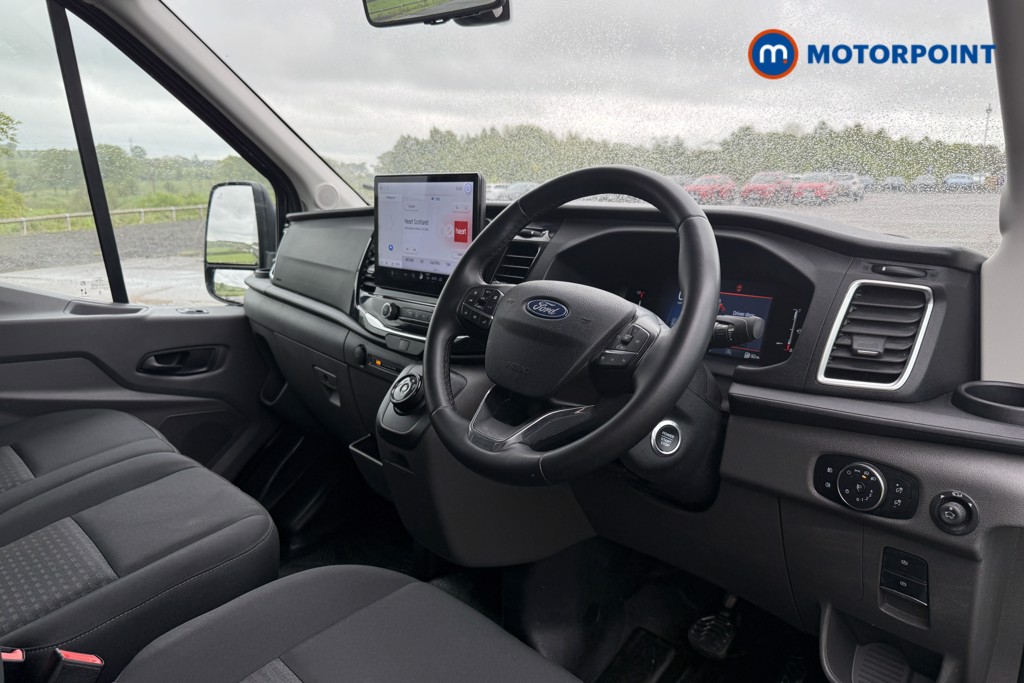 Ford Transit Limited Automatic Diesel Medium Roof Van - Stock Number (1640309) - 9th supplementary image