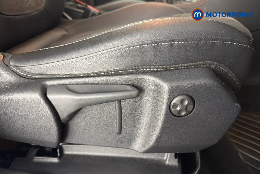 Vauxhall Grandland Ultimate Manual Petrol SUV - Stock Number (1640770) - 25th supplementary image