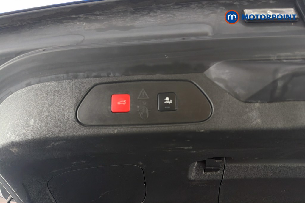 Vauxhall Grandland Ultimate Manual Petrol SUV - Stock Number (1640770) - 35th supplementary image
