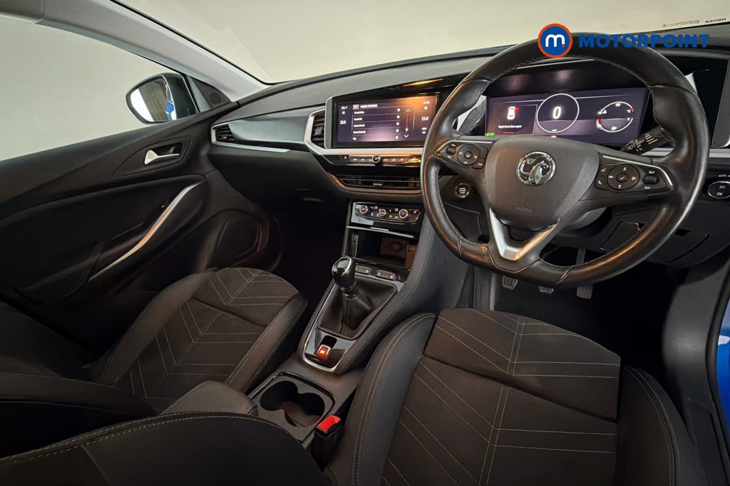 Vauxhall Grandland Ultimate Manual Petrol SUV - Stock Number (1640770) - 1st supplementary image