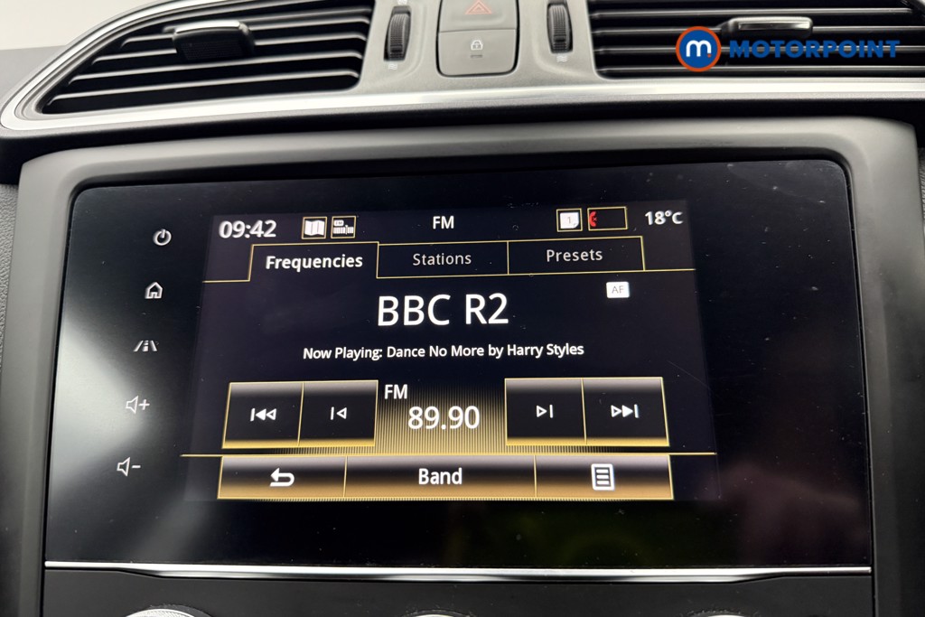 Renault Kadjar S Edition Manual Petrol SUV - Stock Number (1640952) - 4th supplementary image