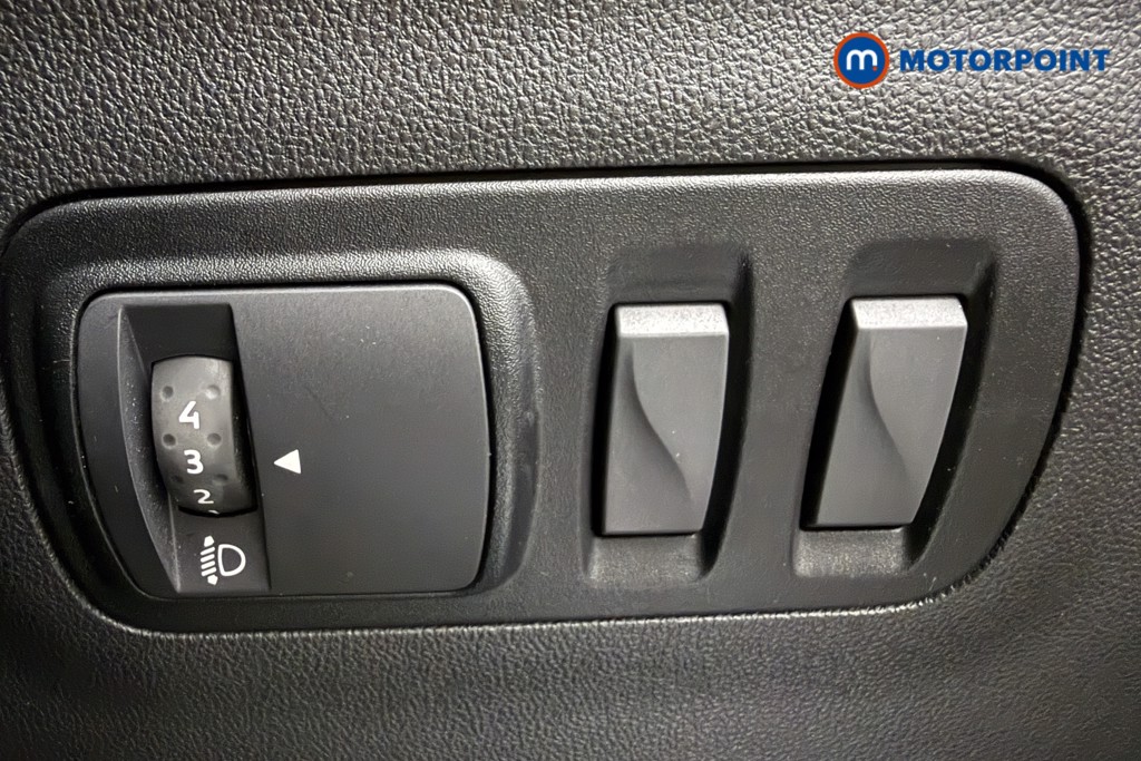 Renault Kadjar S Edition Manual Petrol SUV - Stock Number (1640952) - 17th supplementary image